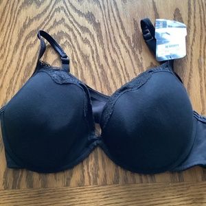 NWT Enchanted Seamless Padded Bra 44C Black Lace Trim Underwire Removable Paddin